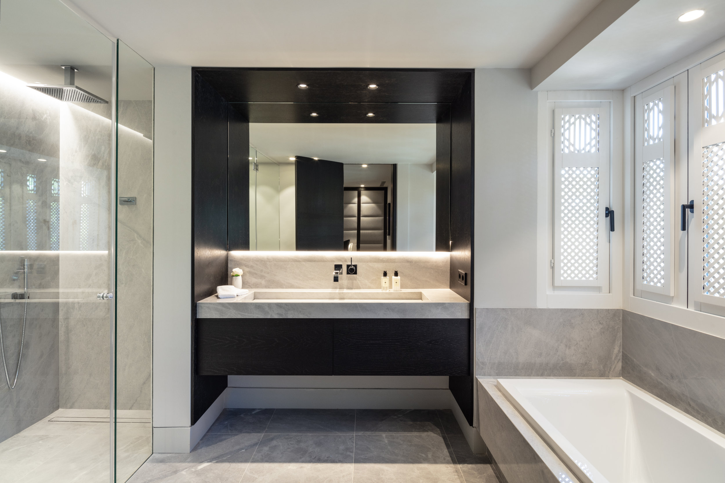 Image 20: Duplex For sale, Marbella, €5,995,000 [EAMo31732840]