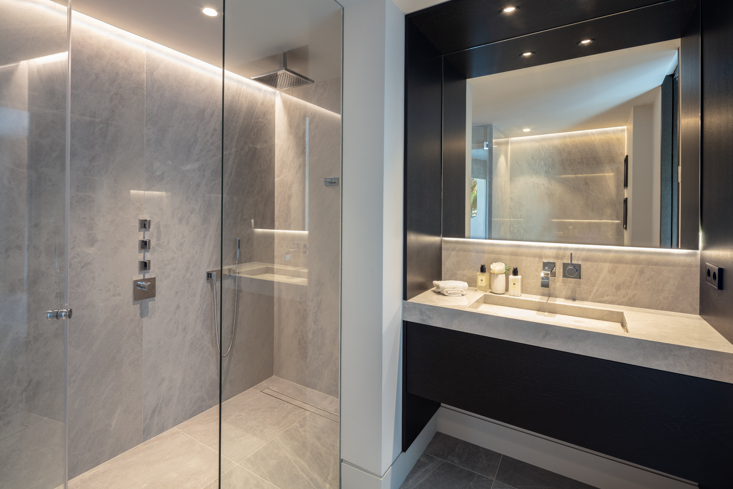 Image 21: Duplex For sale, Marbella, €5,995,000 [EAMo31732840]