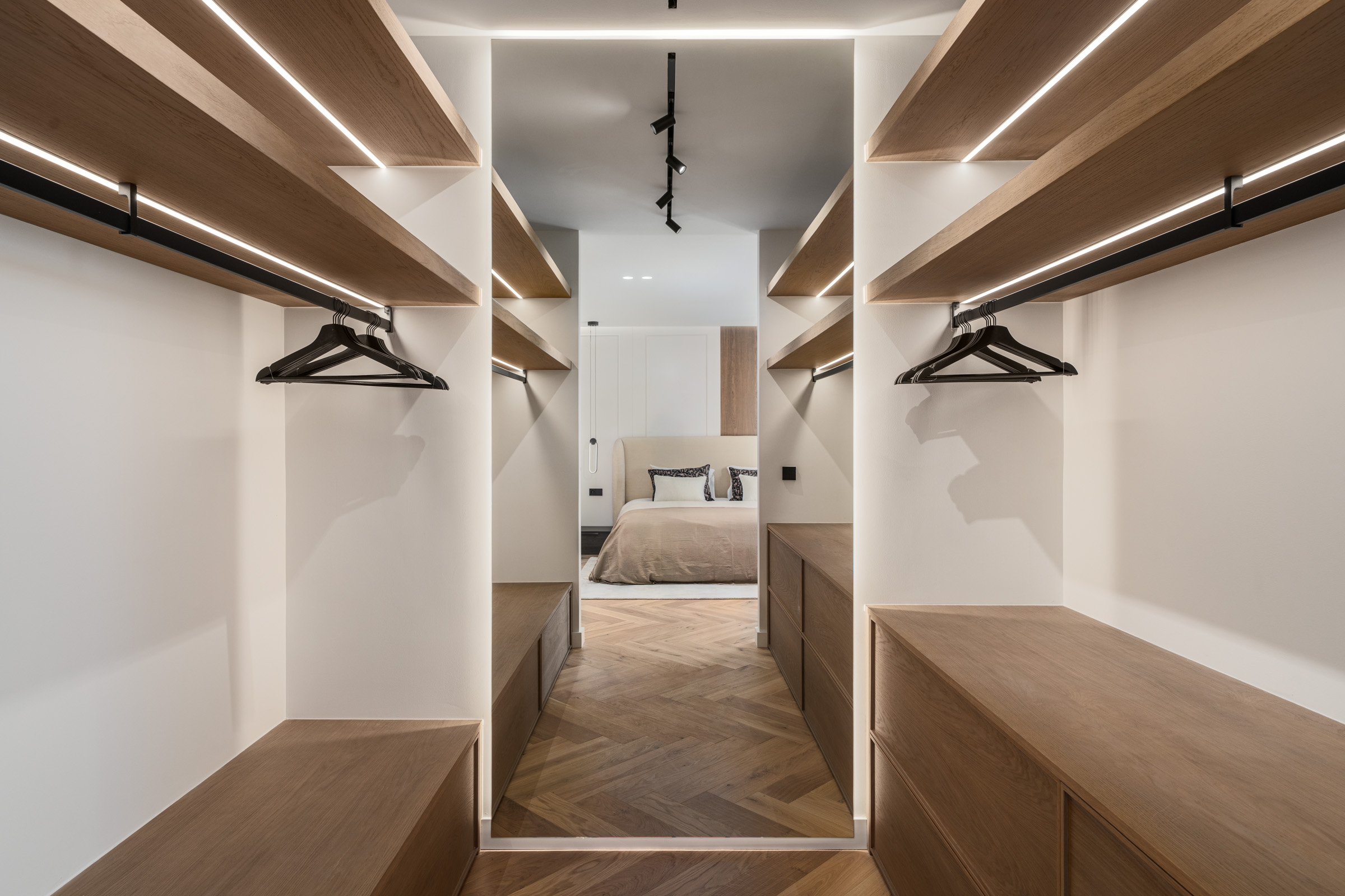 Image 17:  For sale, Marbesa, €1,750,000 [EAMo23860959]